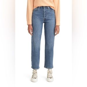 Levi Ribcage Ankle Jeans